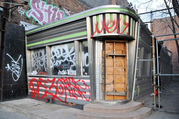 Abandoned diner, 357 West Street, lower Manhattan, NYC