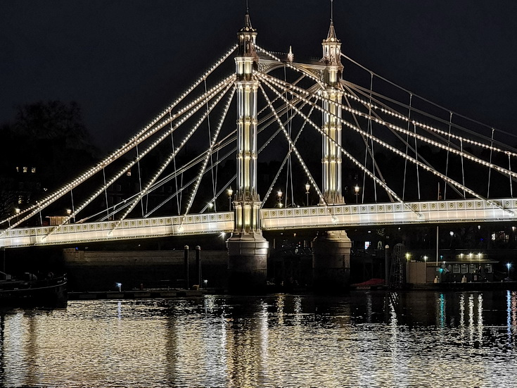 In photos: The beauty of the Albert Bridge at night, south west London