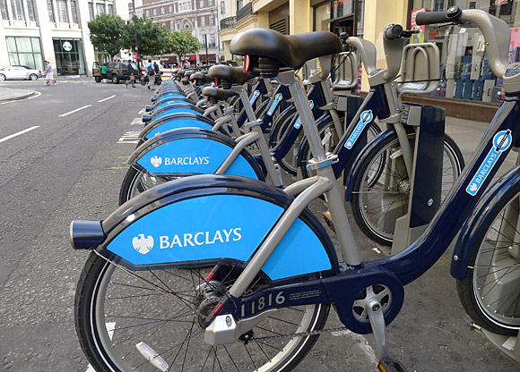 Loving the London TFL/Barclays cycle hire scheme
