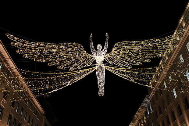 In photos: the Christmas lights of London: Trafalgar Square, Mayfair and Winter Wonderland, December 2017
