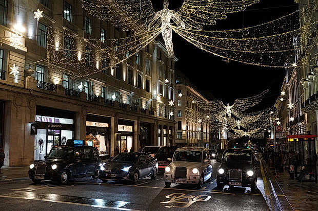 In photos: the Christmas lights of London: Trafalgar Square, Mayfair and Winter Wonderland, December 2017