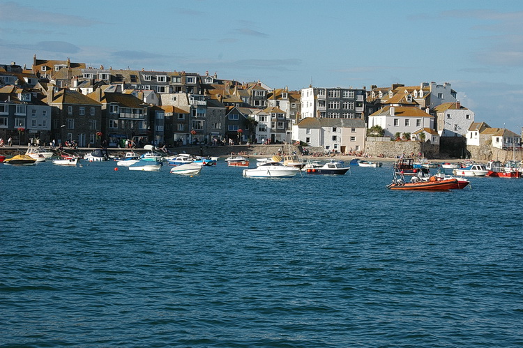 Cornwall archive photos: St Ives, Mousehole, Marazion and more - August 2005