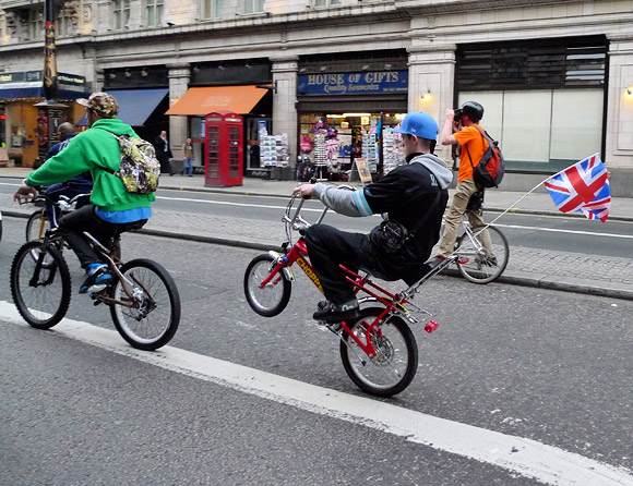 A right royal Critical Mass bike ride, London