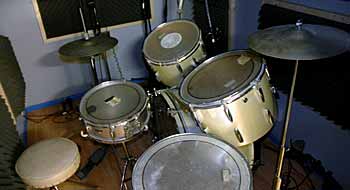 drum kit. Attack!