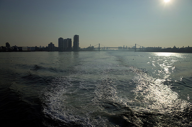 A trip on NY Waterway's East River Ferry from Williamsburg to E 34th St, New York