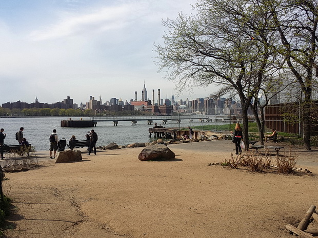 A walk around Grand Ferry Park, Williamsburg, Brooklyn, New York