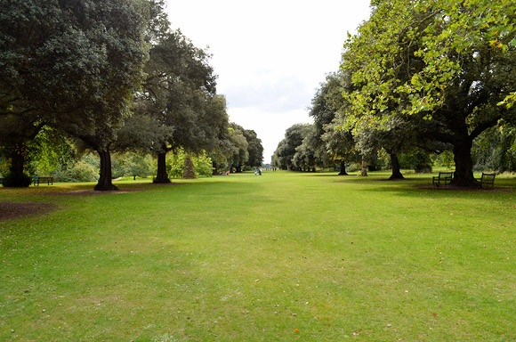 Photos of the Royal Botanic Gardens, Kew Gardens, west London, England, August 2011