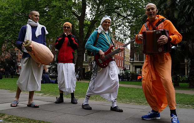 London Soho Square, The Hari Krishna guys go electric, May 2017