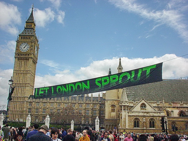 Photo archives: Mayday protest, Parliament Square, 1st May 2000
