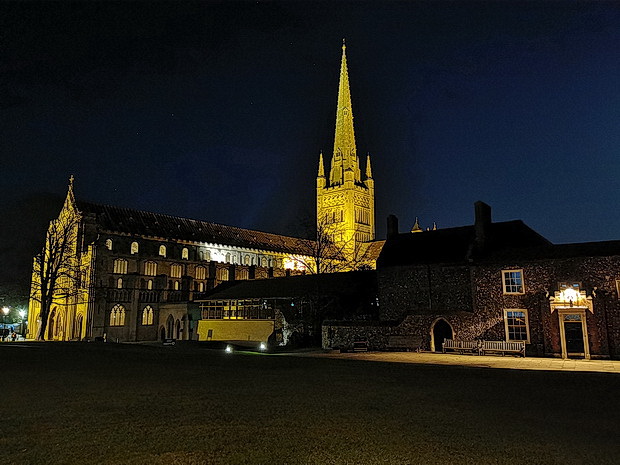 Norwich at night: street photos, bars, chip shops and architecture
