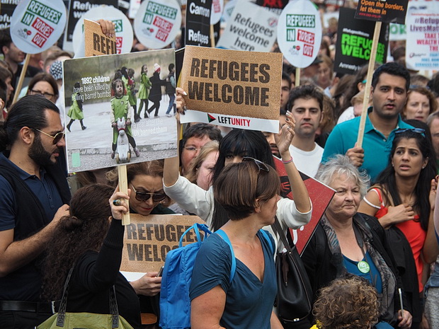 Banners, slogans and faces in the crowd: Solidarity with Refugees March, Saturday 12th September 2015