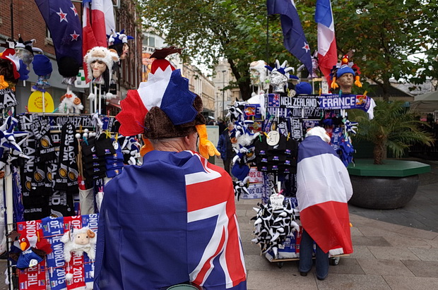 When the flags fly in Cardiff - street scenes from the Rugby World Cup 2015