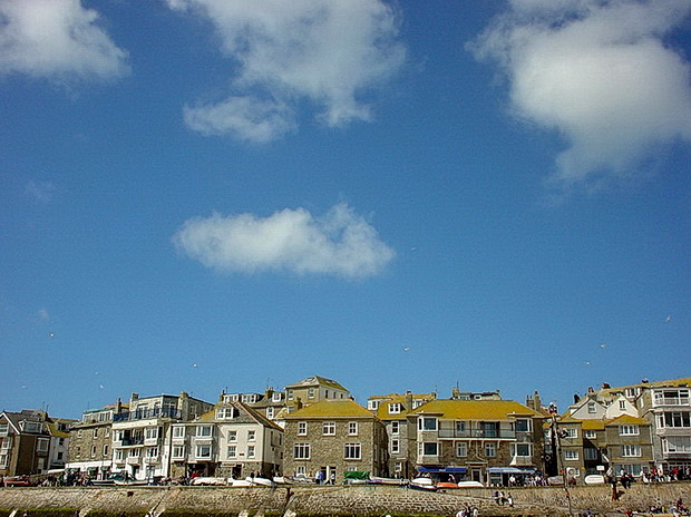 St Ives 20 years ago - photos of the Cornish town from April 2000