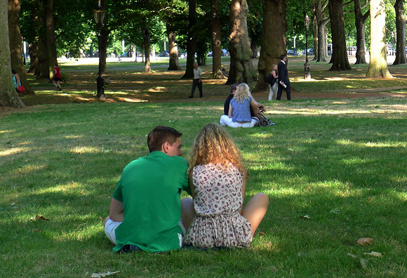 A summer Saturday in Green Park, London
