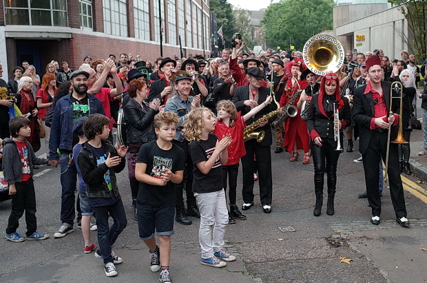 Rock'n'Roll in the streets with the Urban Voodoo Machine at the Clerkenwell Festival 2015