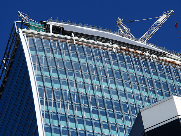 Walkie Talkie tower at 20 Fenchurch Street, City of London nears completion, and set to feature Europe's highest roof garden