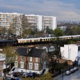 Lightning strike takes out signals: posh Pullman train stuck at signals in Brixton I love seeing these lovely old Pullman trains go by – especially when they’re being hauled by a huffin’ and puffin’ steam locomotive – but this diesel-hauled special has been...