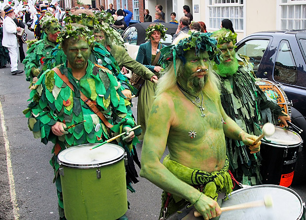 Hastings Jack In The Green Procession 2012: marching green men, morris dancers and drummers galore