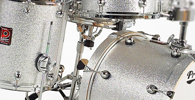 Building an extra small, extra-nimble, super-portable drum kit for gigging drummers