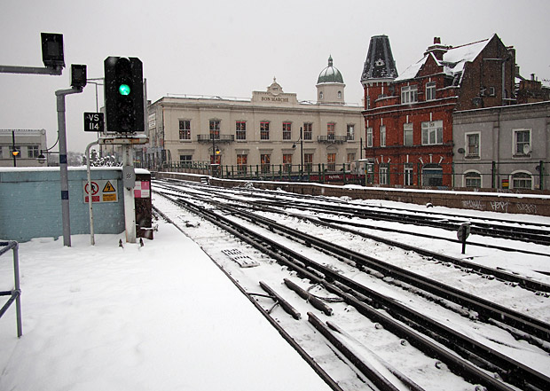 Brixton snow and snowmen, Windrush Square, Loughborough Park and Coldharbour Lane-15