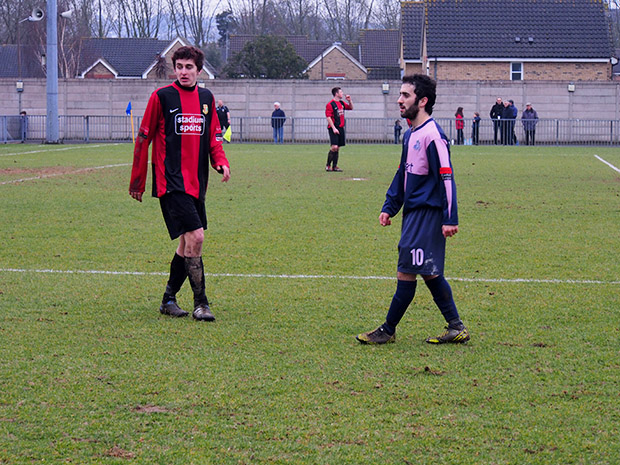 Dulwich Hamlet 3 Sittingbourne 1 - a freezing cold but satisfying afternoon on the terraces, 9th March 2013