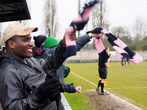 Dulwich Hamlet thump Walton Casuals 5-0 to go top of the league