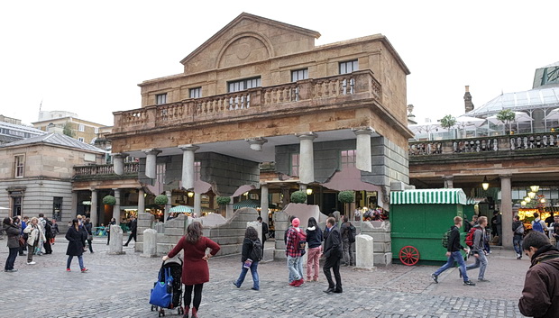 The amazing floating piazza at Covent Garden in photos, as created by Alex Chinneck