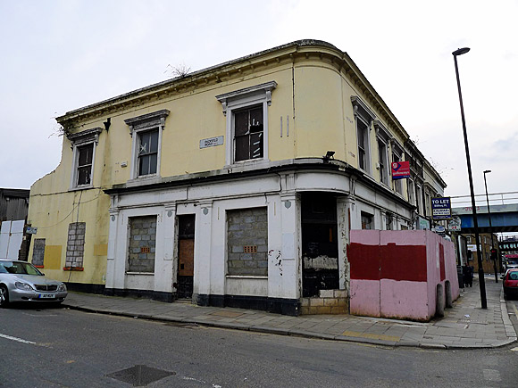 The Crown (Mucky Duck), 201 Coldharbour Lane SW9 awaits its fate