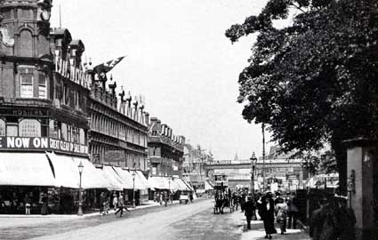 Brixton Road, Brixton, looking north from Effra Road, 1910