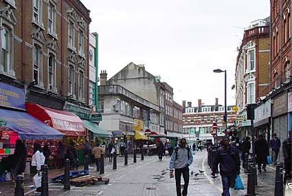 Electric Avenue towards Brixton Road, Nov 2003