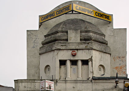 Empress Scala Cinema/ New Royalty Kinema, 101 Brixton Hill, Brixton. Historical Brixton - old and new photos of Brixton, Lambeth, London, SW9