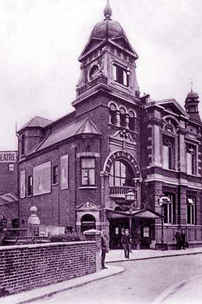 Brixton Theatre and Opera House, Brixton, 1905