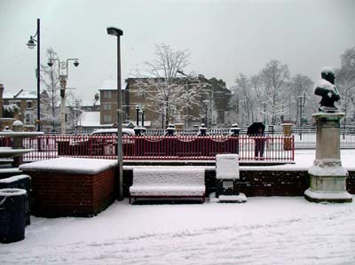 Tate Gardens, snow, Brixton