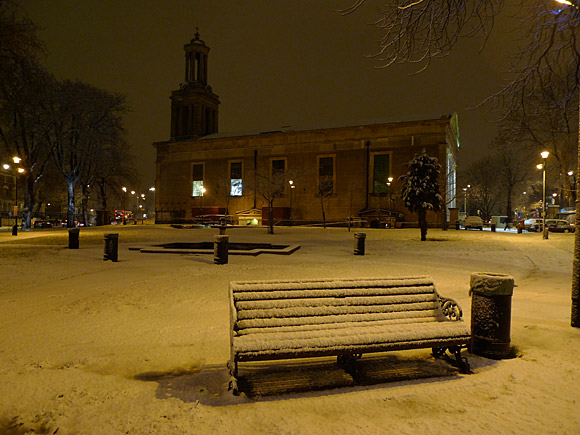 Some photos of central Brixton in the snow, 21st December 2009 