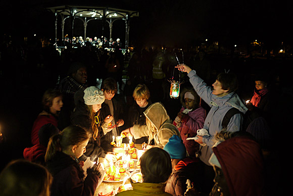 Photos of Carol Singing by Candlelight, Myatts Fields Park in Lambeth, south London, 6th December 