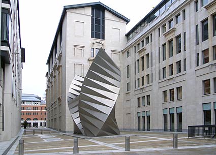 Thomas Heatherwick sculpture