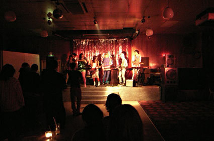 The Temporary Shelters, The Actionettes and The Mount Cherries at Bethnal Green Working Men's Club, 42 Pollards Row, London E2 6NB, Thurs November 2nd 2006, 15th April 2006