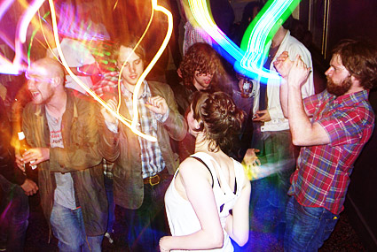 Offline Drink and Dance party - Coldharbour Lane, Brixton, London Friday 22nd May 2009