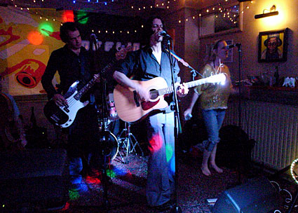 Offline at the Prince Albert with Corporal Machine and the Bombers and David Goo and his Variety Band - Coldharbour Lane, Brixton, London Saturday 1st August 2008