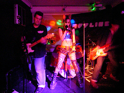 Offline club live music special with The Johnsons and Autoban, Prince Albert, 418 Coldharbour Lane, Brixton, London, Friday 28th Aug 2009