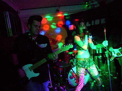 Offline club live music special with The Johnsons and Autoban, Prince Albert, 418 Coldharbour Lane, Brixton, London, Friday 28th Aug 2009