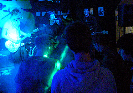Offline Club - BANJOS! PUNK! CLOGS! VIOLAS! DJs and more, Prince Albert, ColdharbourLane, Brixton, London, SW9, Friday 19th March 2010