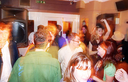 Offline at the Prince Albert, Coldharbour Lane, Brixton, London 19th October 2007