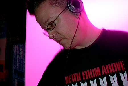 Dubversion thrills and/or baffles the crowd with is unique blend of Teutonic dub