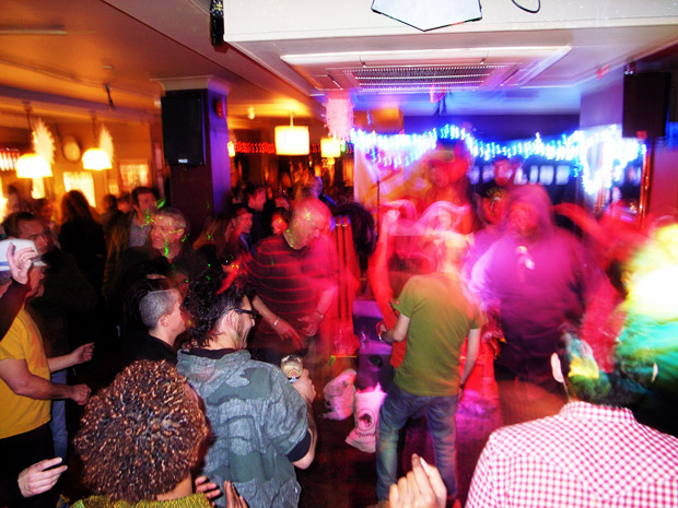 Fri 7th DECEMBER 2012: BRIXTONBUZZ BIRTHDAY PARTY with Too Many Ts and David Goo the Offline Club at the Prince Albert, 418 Coldharbour Lane, Brixton, London SW9