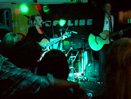 Offline club live music special with Ella Edmondson and Andrew Morris, Prince Albert, 418 Coldharbour Lane, Brixton, London, Friday 18th Sept 2009