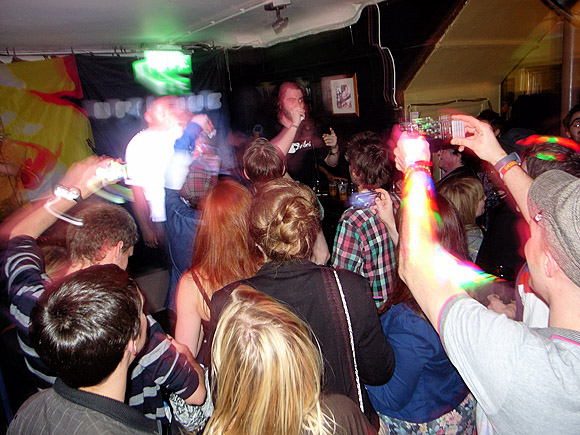 The Scribes live at the Brixton Offline Club Hip-Hop Special, Prince Albert, 418 Coldharbour Lane, Brixton, London SW9, 1st April 2011