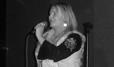 Sheena Salmon at Offline 10  at the Dogstar, Brixton, Thursday 11th November 2004.