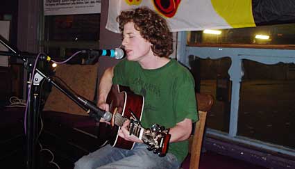 Rob Sharples deheartfelt lyrics straight out of Bristol, main room, OFFLINE club at the Dogstar, Brixton, Thursday 28th April 2005, urban75 club night, London