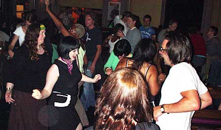 Crowd scene OFFLINE club at the Dogstar, Brixton, Thursday 30th June 2005, urban75 club night, London..